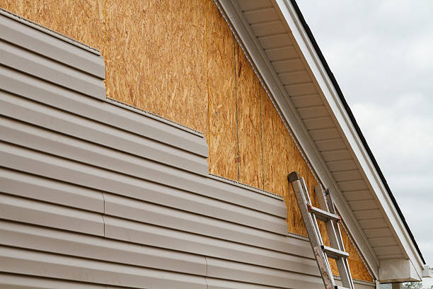 Professional Fiber Cement Siding technician working in Chesterland, OH